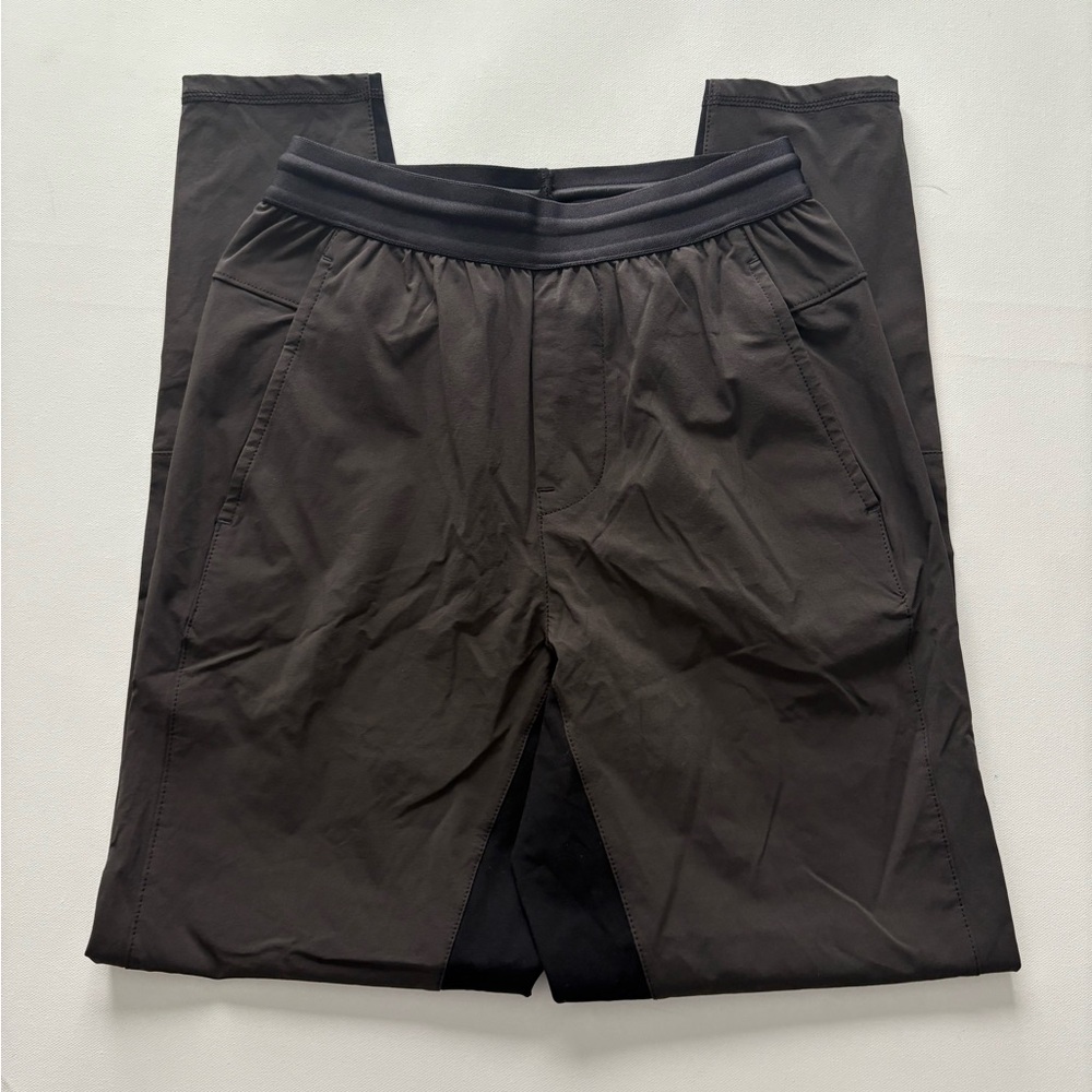 NWOT Men's Everlane The Everyone Sweatpant in Dark Gray/Black Size E1 (26)